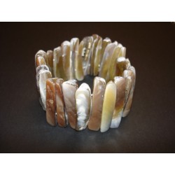 Armbänder aus echten Steinen